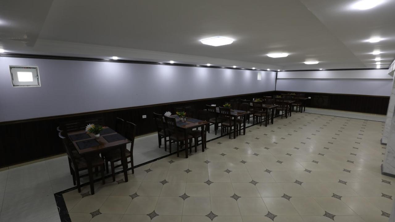 Sharq Hotel Urgench 外观 照片